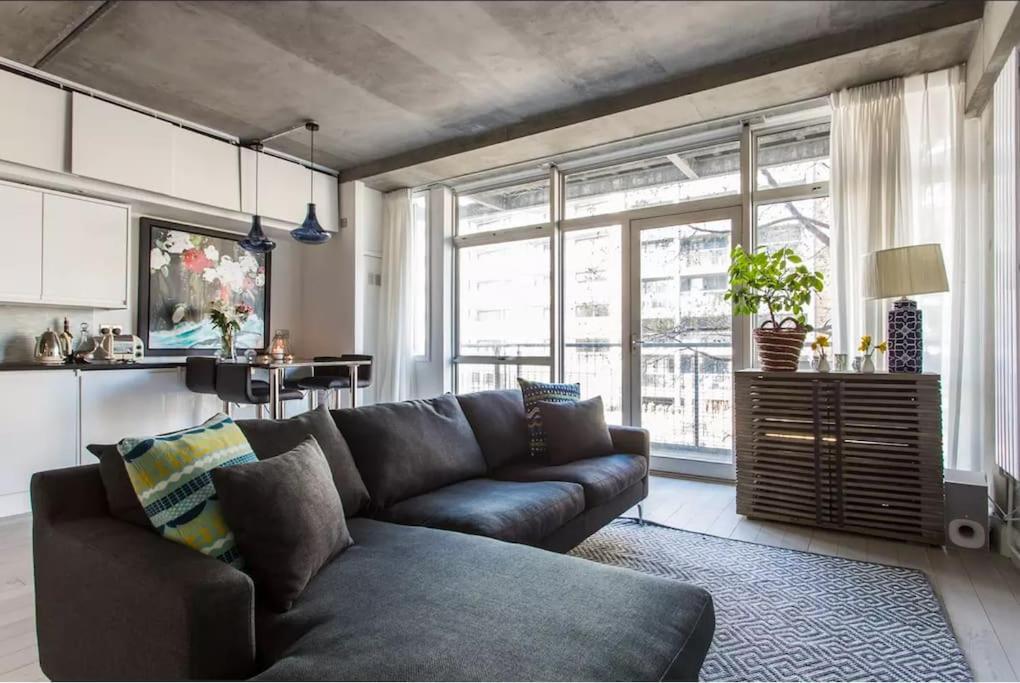 Canal-Side Apartment In Shoreditch London Exterior foto